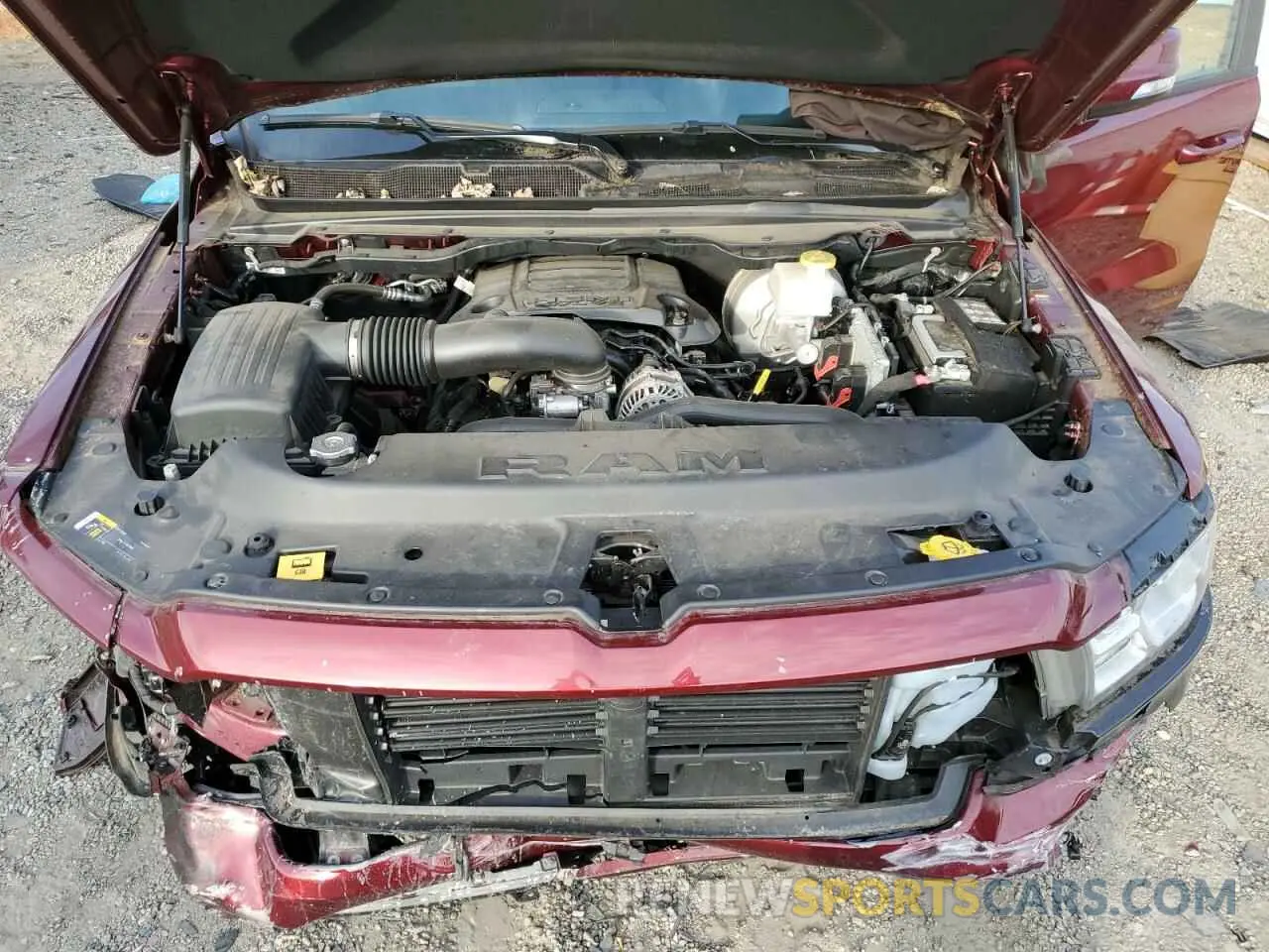 13 fotografías del automóvil dañado 1C6SRFMT3NN265986 RAM 1500 2022