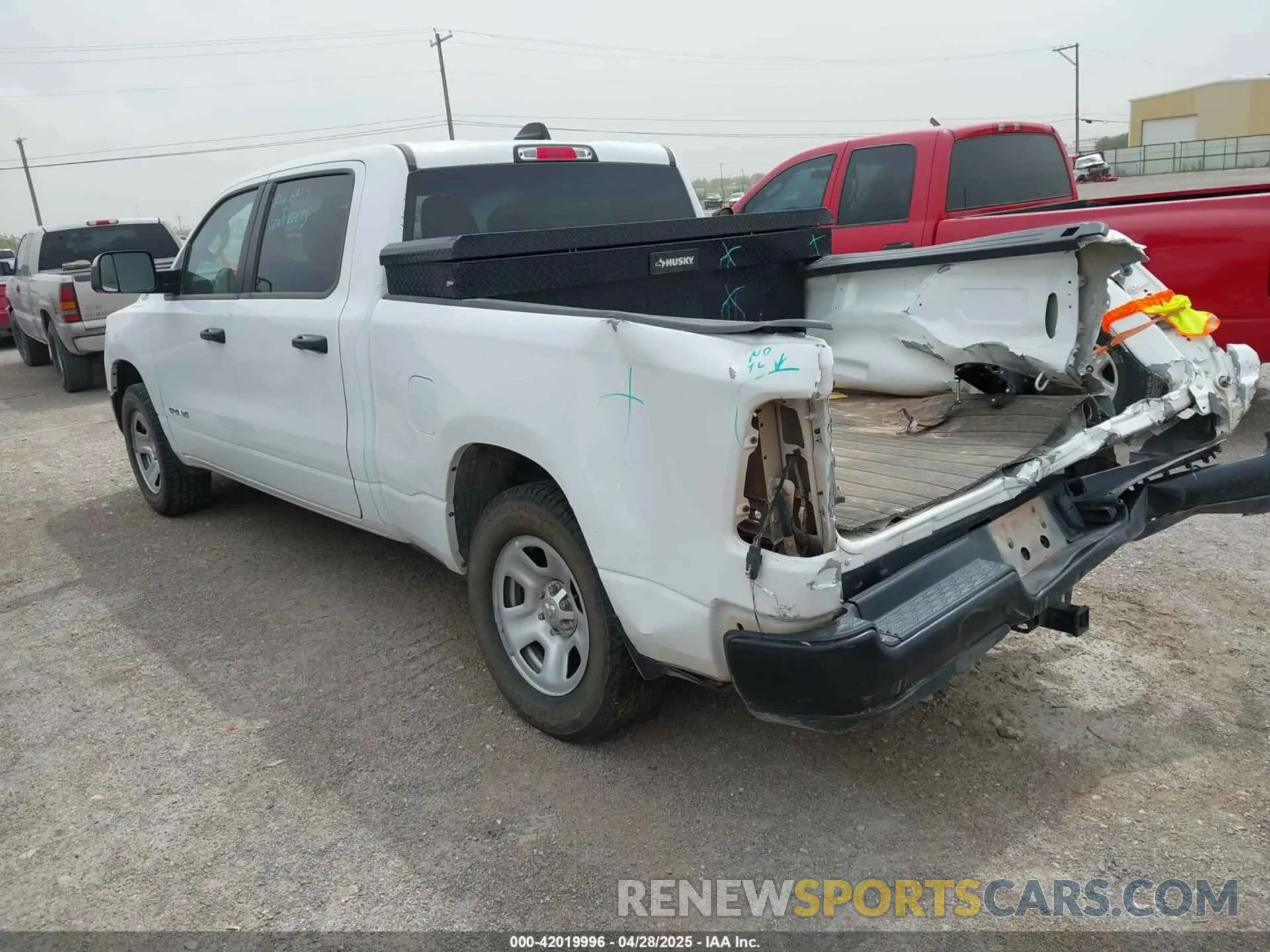 3 fotografías del automóvil dañado 1C6SRFNT0NN416927 RAM 1500 2022