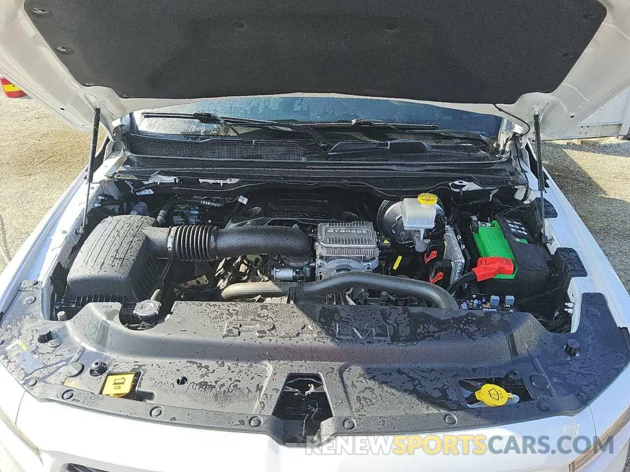12 fotografías del automóvil dañado 1C6SRFRT6NN167351 RAM 1500 2022