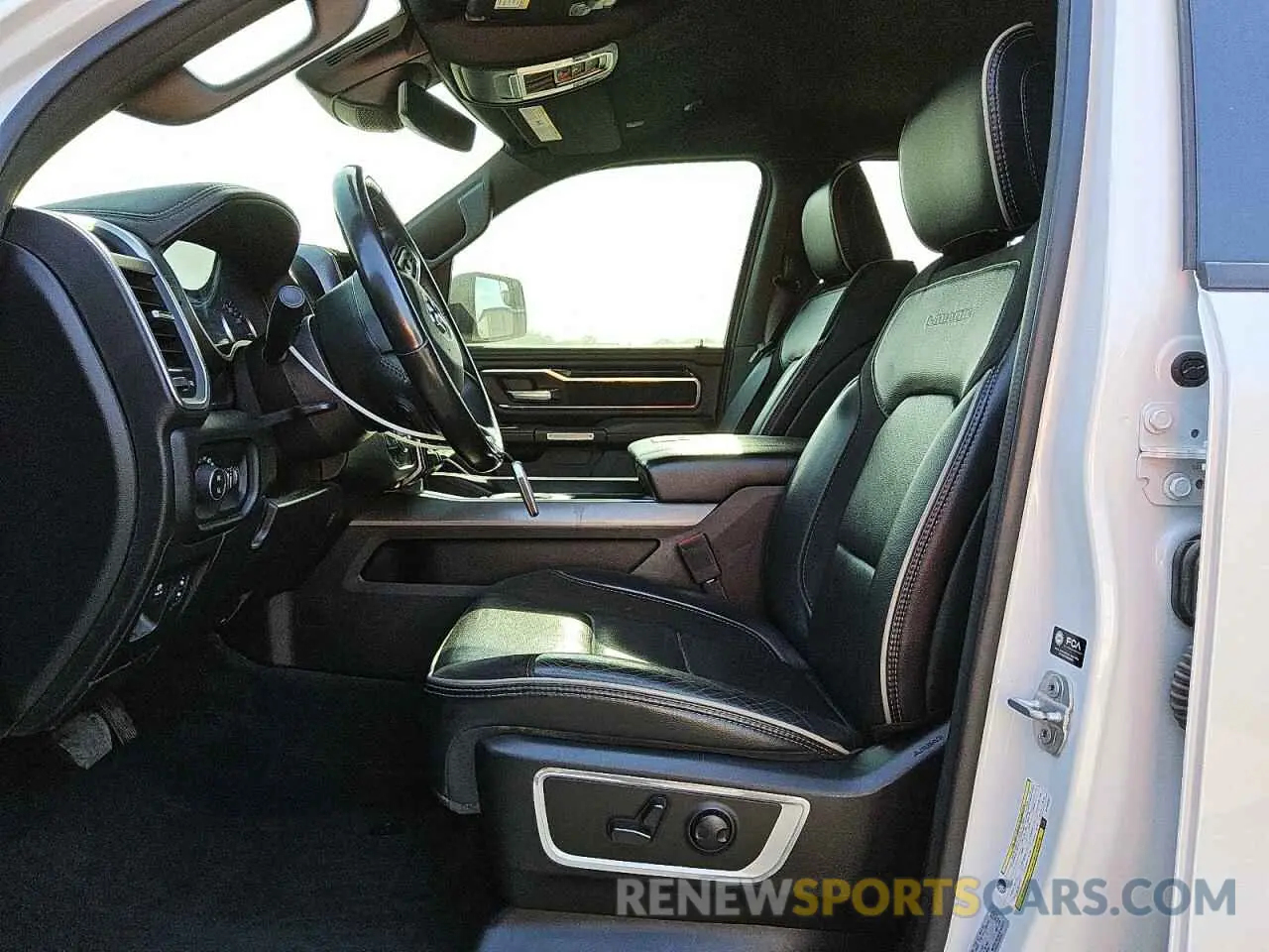 7 fotografías del automóvil dañado 1C6SRFRT6NN167351 RAM 1500 2022