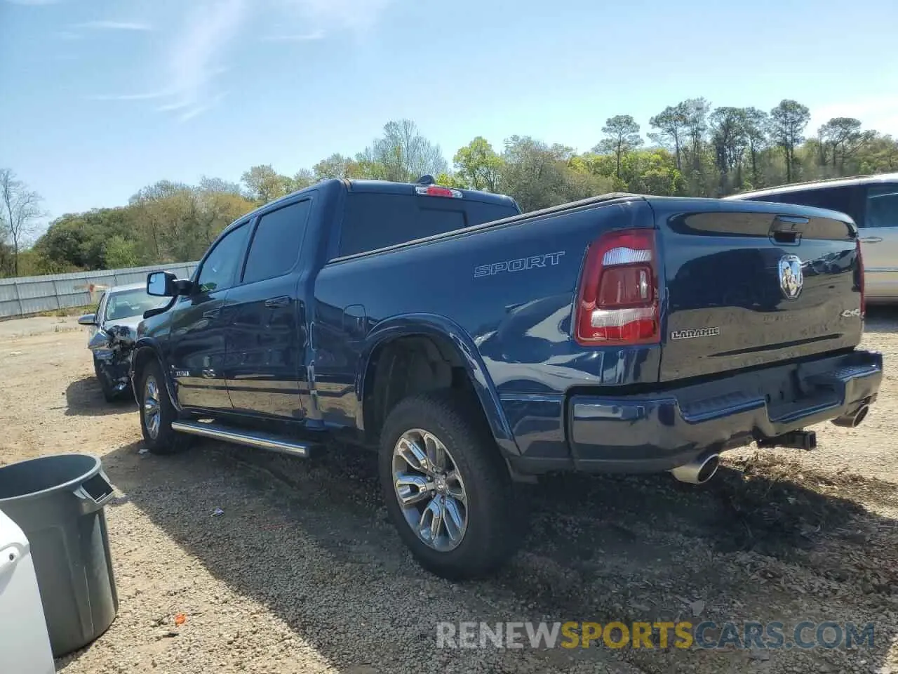 2 fotografías del automóvil dañado 1C6SRFRTXNN141884 RAM 1500 2022