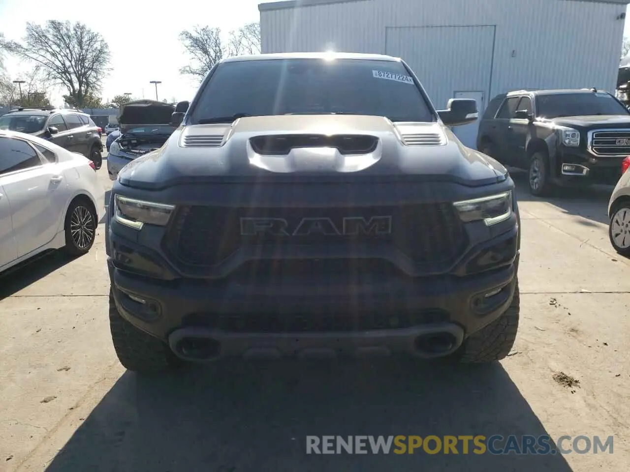 5 fotografías del automóvil dañado 1C6SRFU91NN112656 RAM 1500 2022