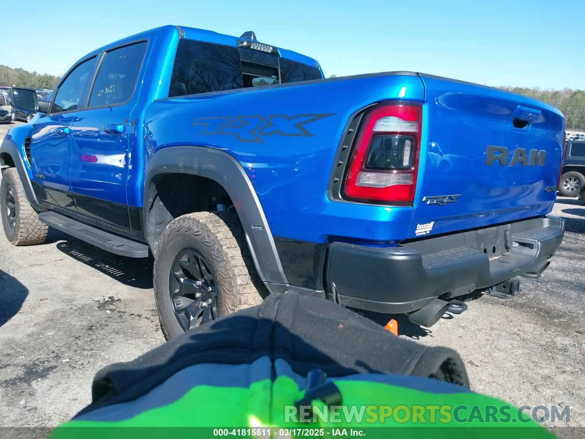 3 fotografías del automóvil dañado 1C6SRFU92NN307018 RAM 1500 2022