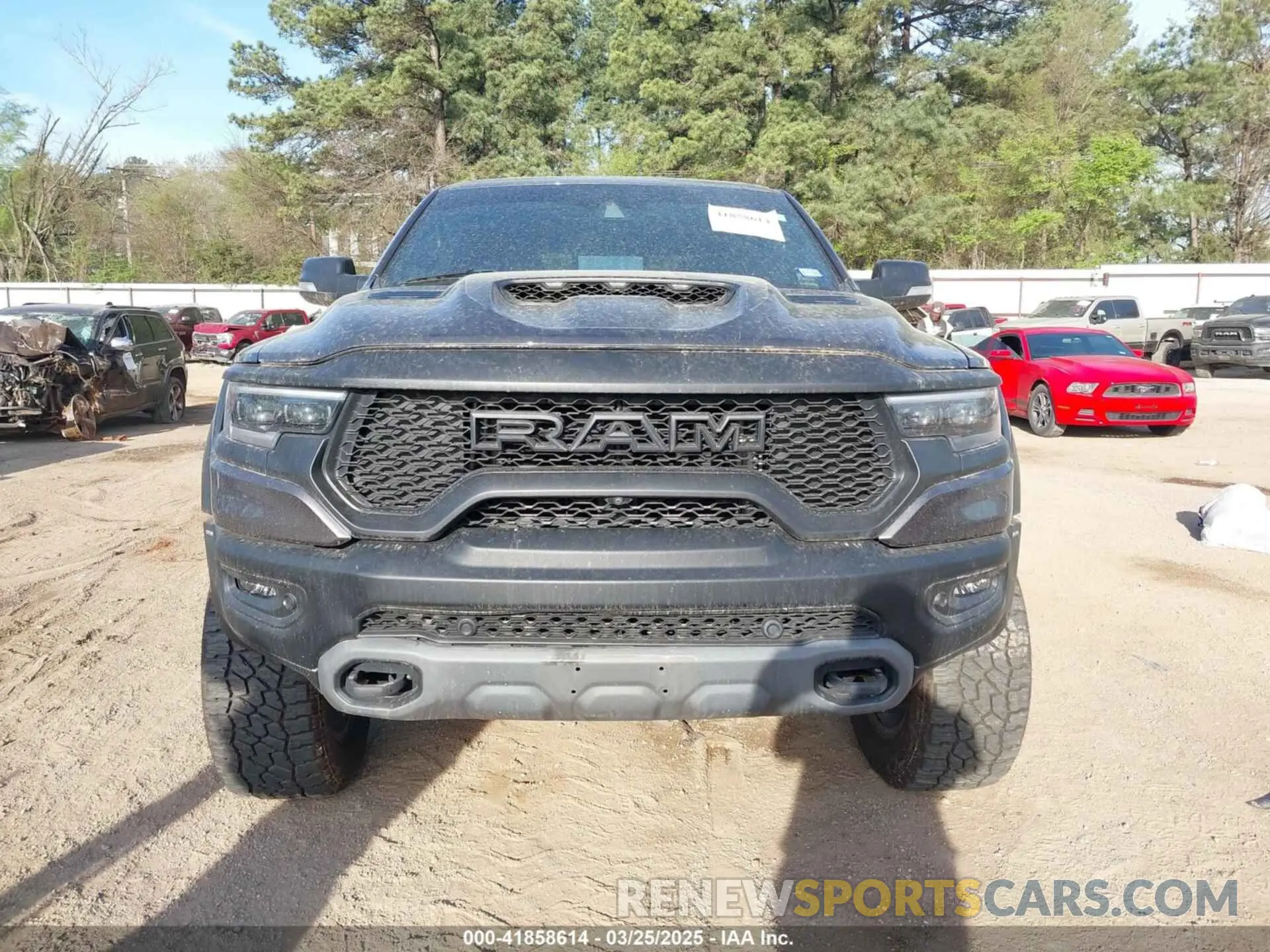 12 fotografías del automóvil dañado 1C6SRFU94NN150172 RAM 1500 2022