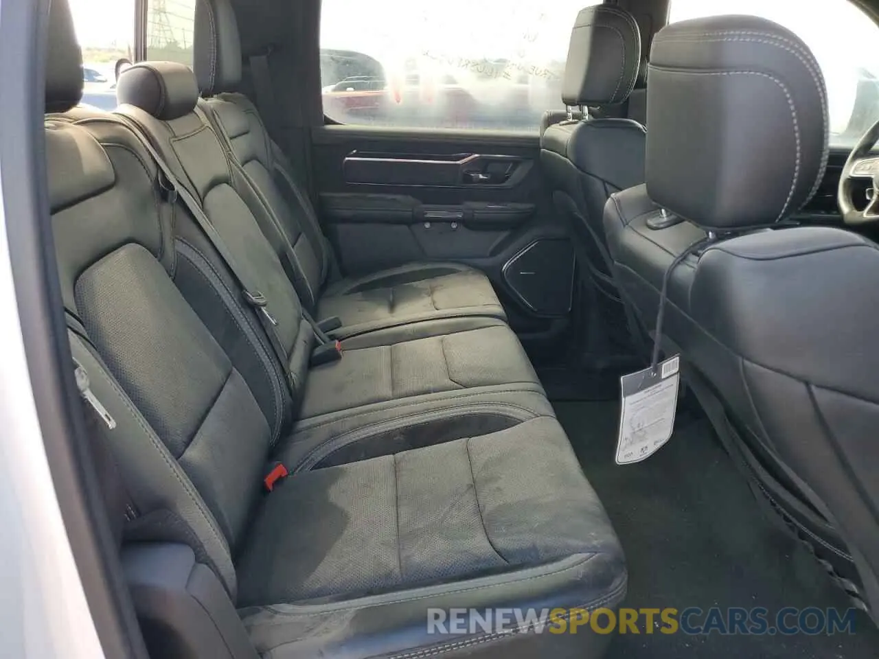 10 fotografías del automóvil dañado 1C6SRFU96NN193489 RAM 1500 2022