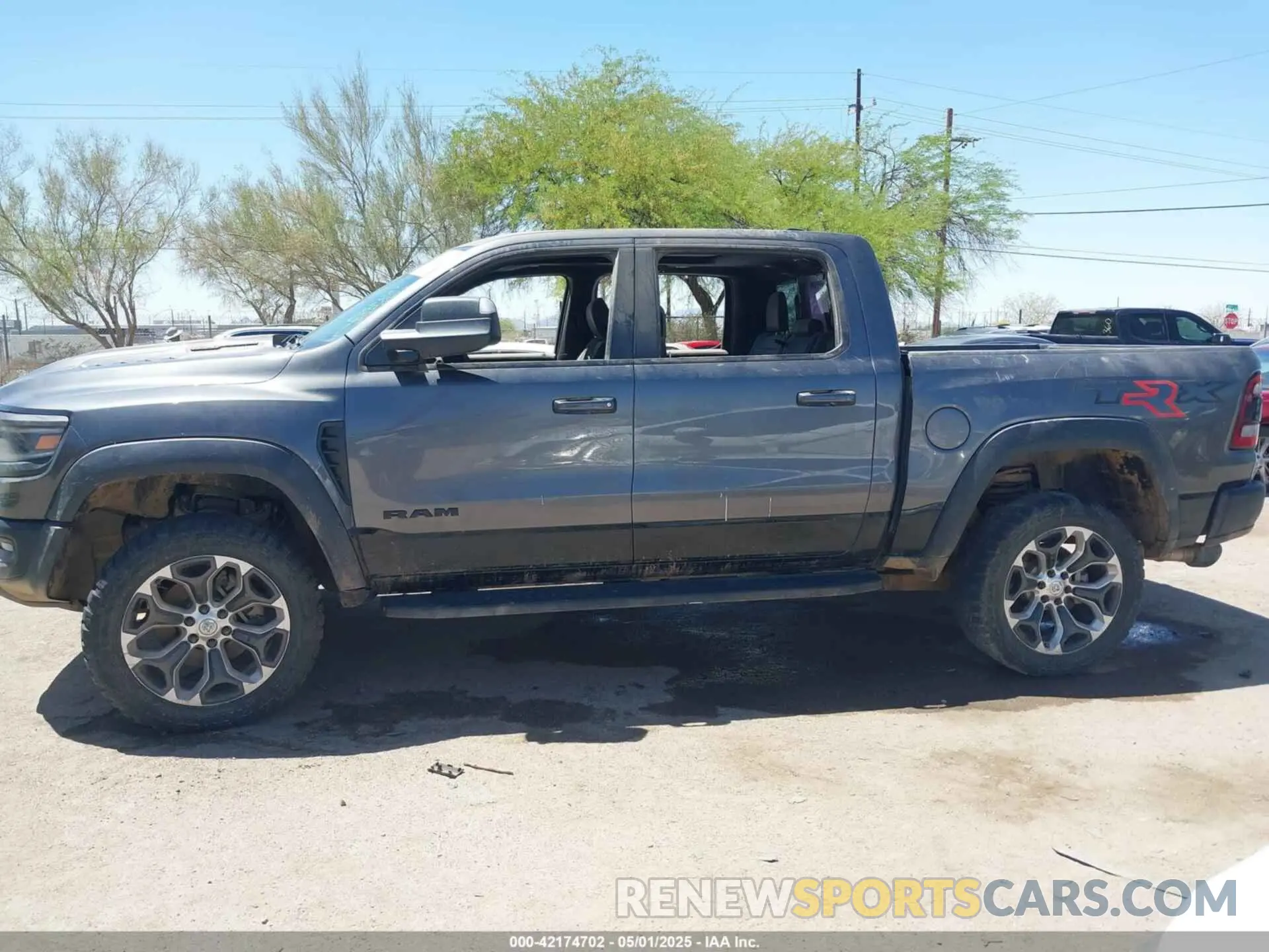 13 fotografías del automóvil dañado 1C6SRFU97NN353587 RAM 1500 2022