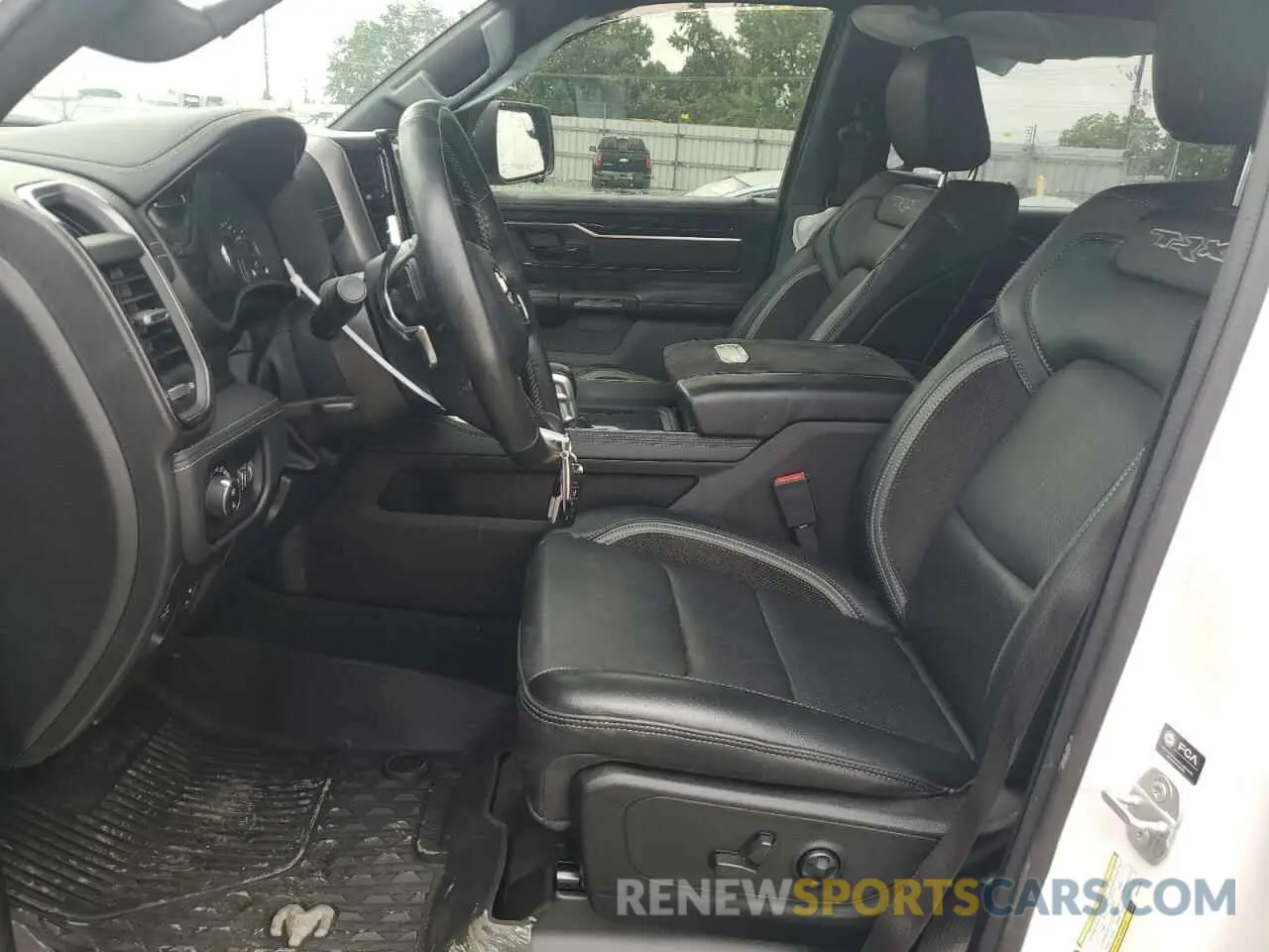 7 fotografías del automóvil dañado 1C6SRFU99NN318694 RAM 1500 2022