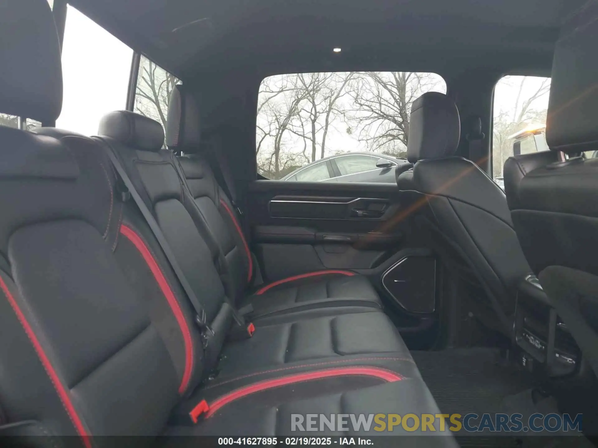 8 fotografías del automóvil dañado 1C6SRFU9XNN476106 RAM 1500 2022