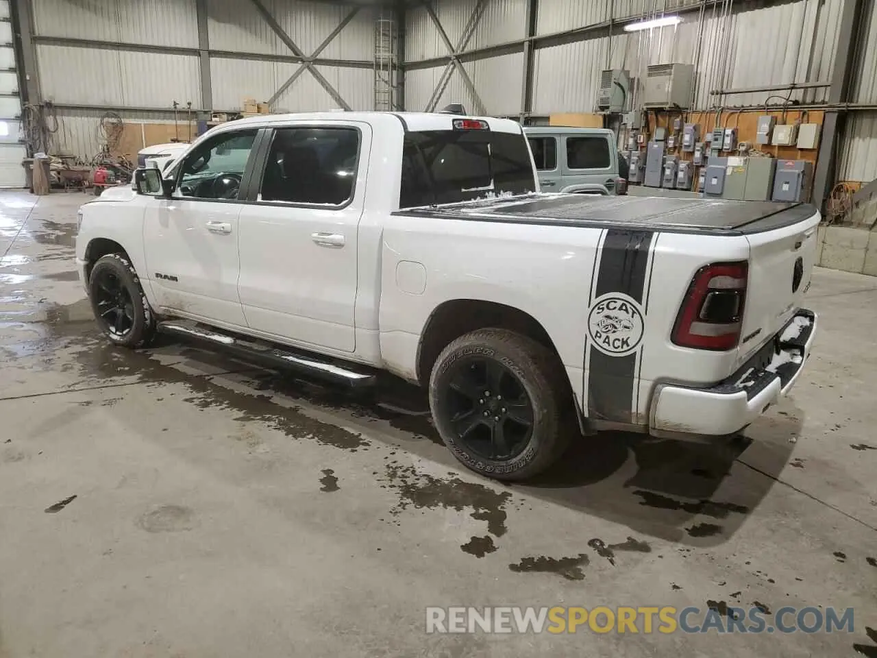 2 fotografías del automóvil dañado 1C6SRFVT8NN162674 RAM 1500 2022