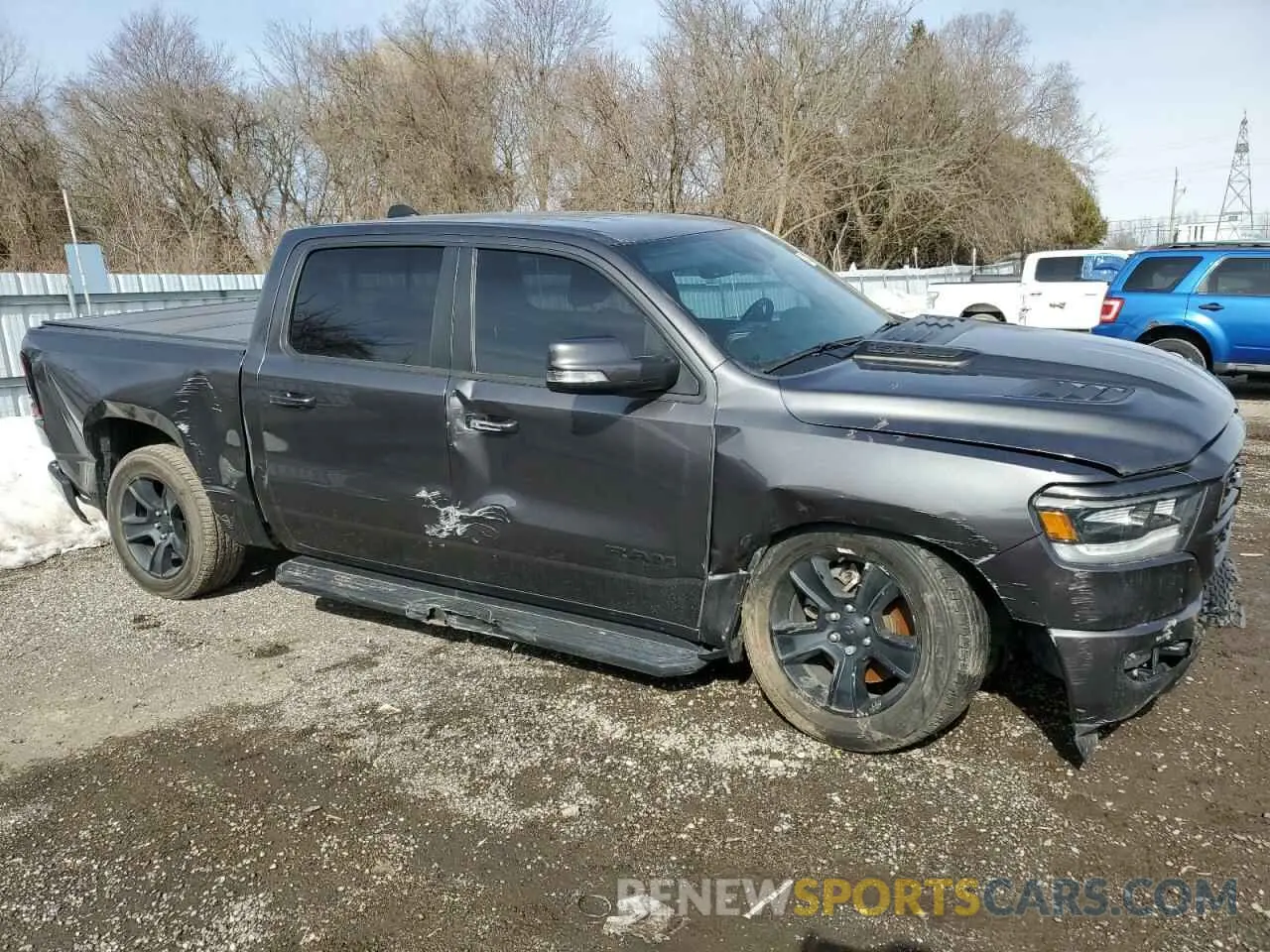 4 fotografías del automóvil dañado 1C6SRFVTXNN149893 RAM 1500 2022