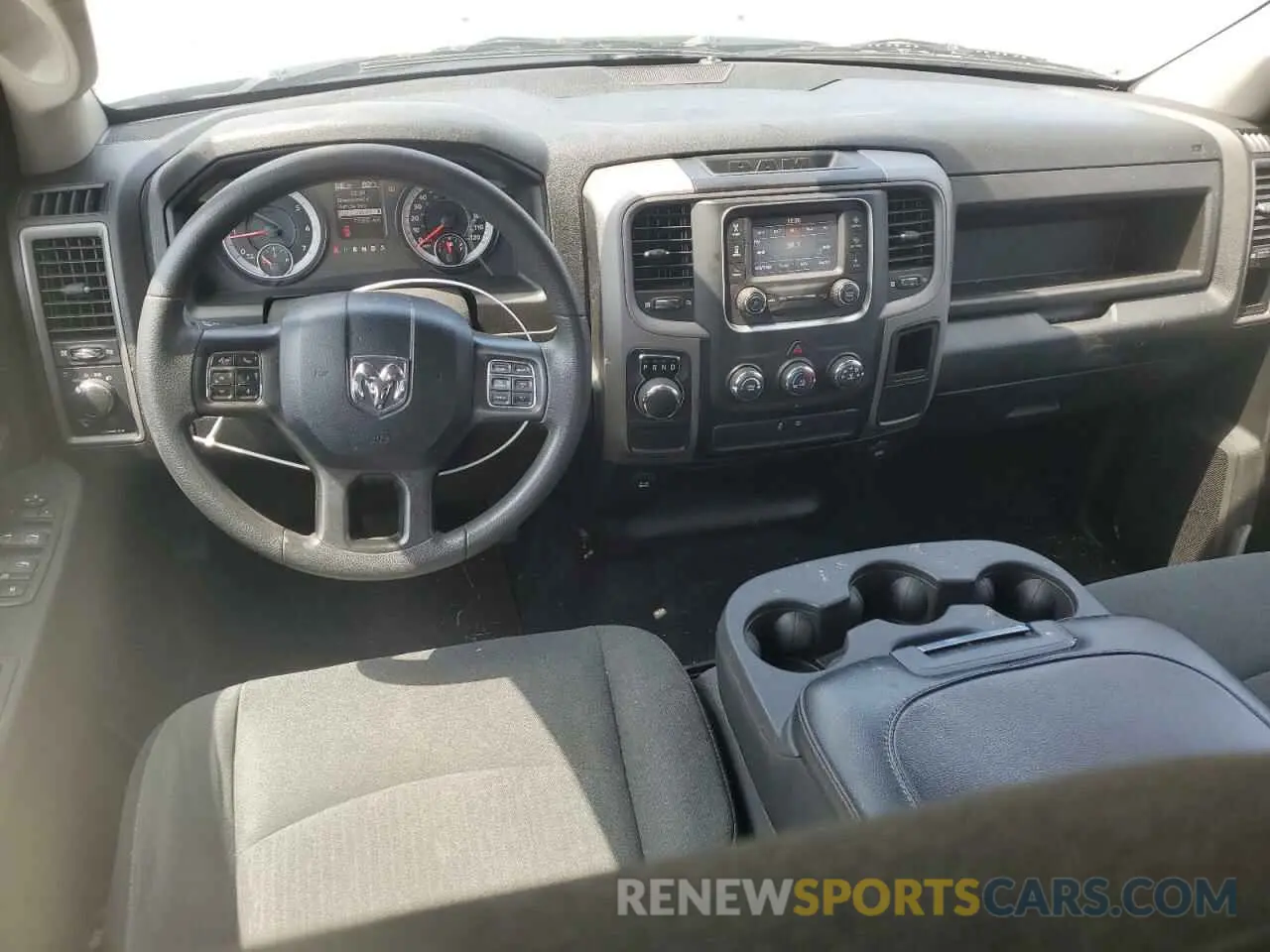 8 fotografías del automóvil dañado 3C6RR6KG0NG210845 RAM 1500 2022