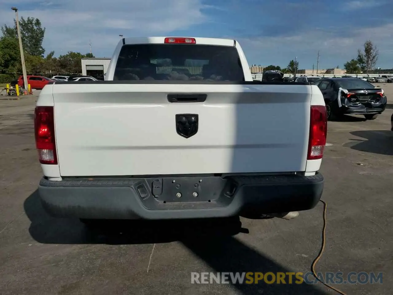 6 fotografías del automóvil dañado 3C6RR7KG2NG173724 RAM 1500 2022