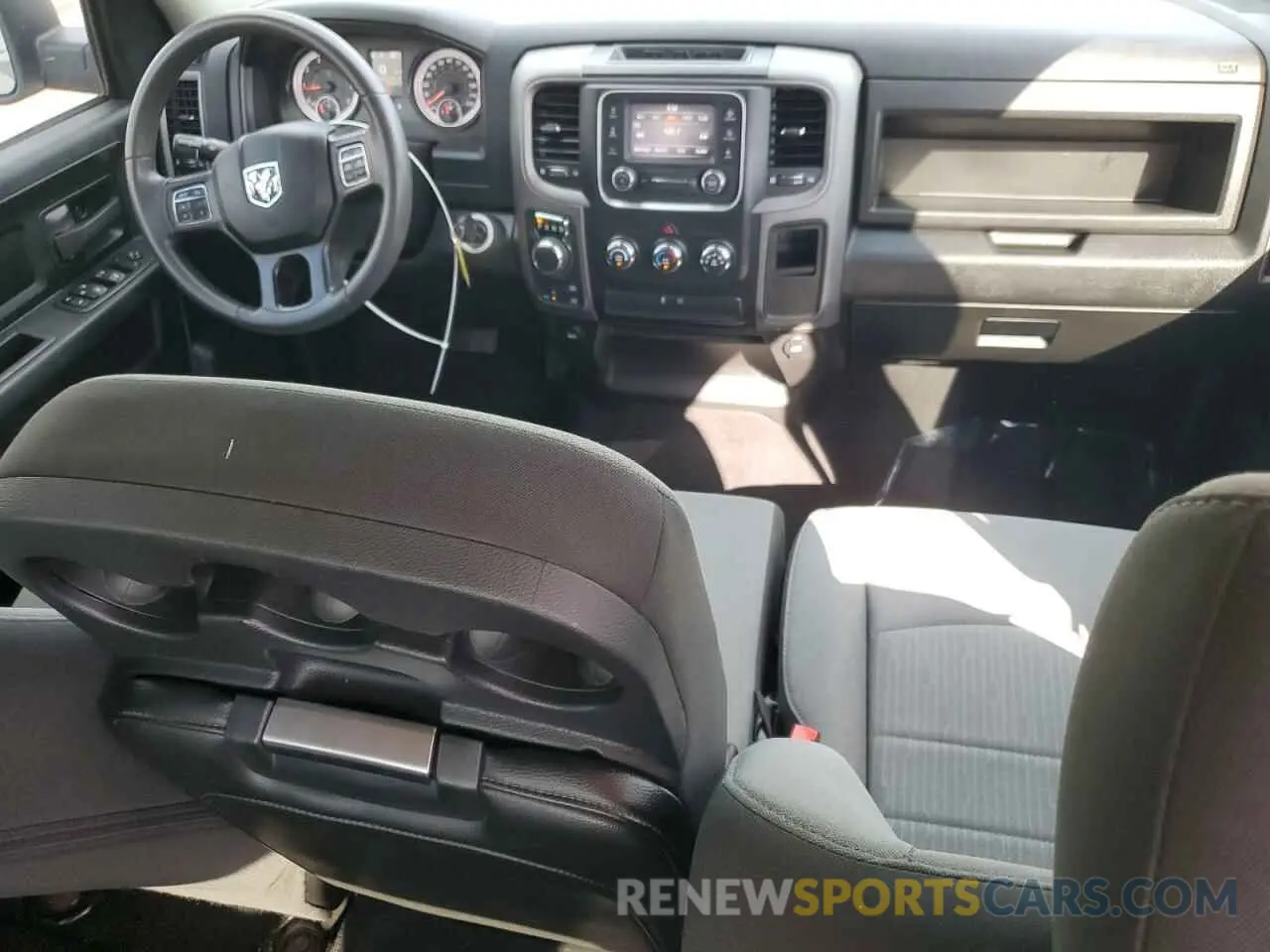 8 fotografías del automóvil dañado 3C6RR7KG2NG173724 RAM 1500 2022
