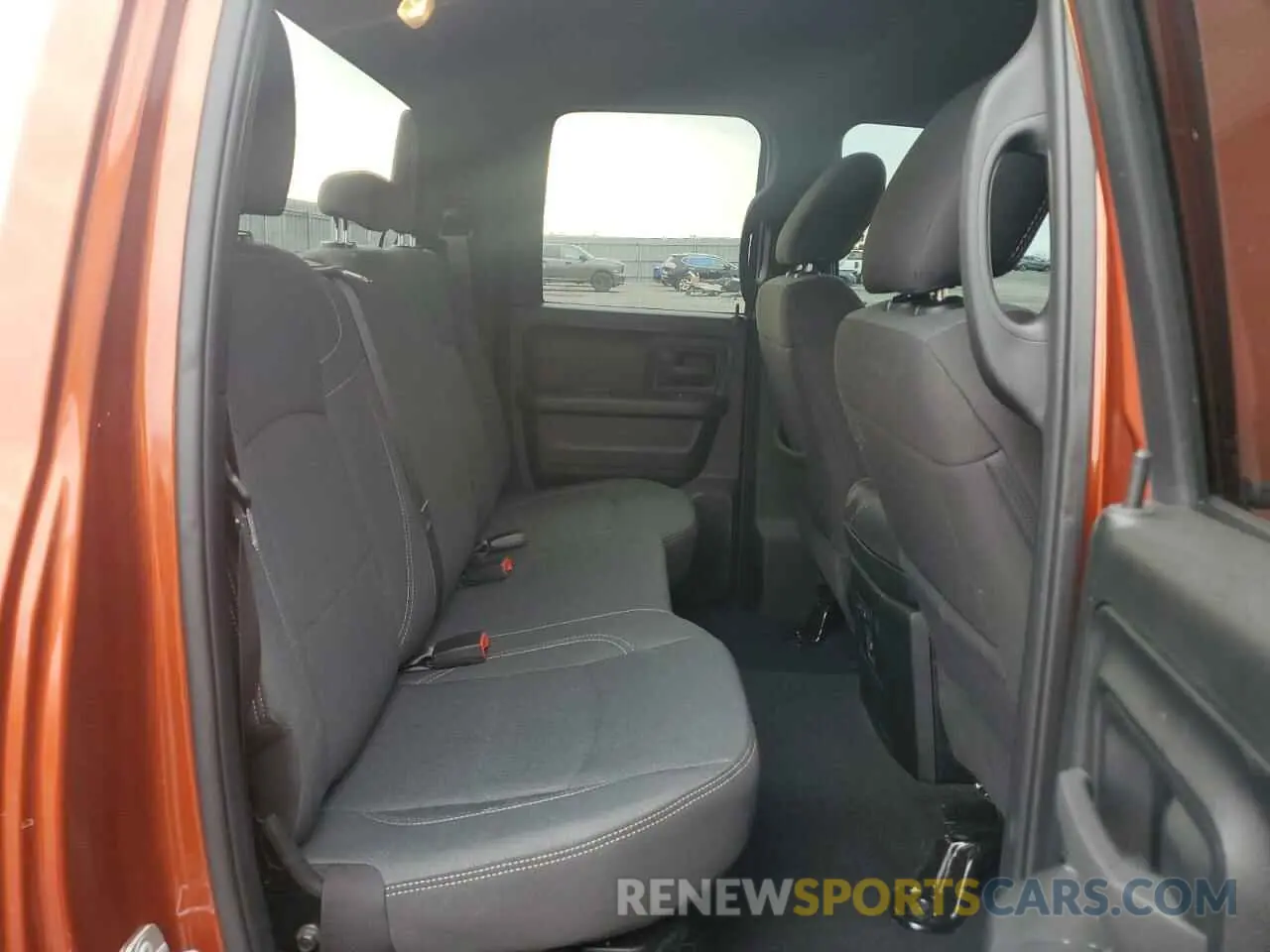 10 fotografías del automóvil dañado 1C6RR7FG4PS580398 RAM 1500 2023