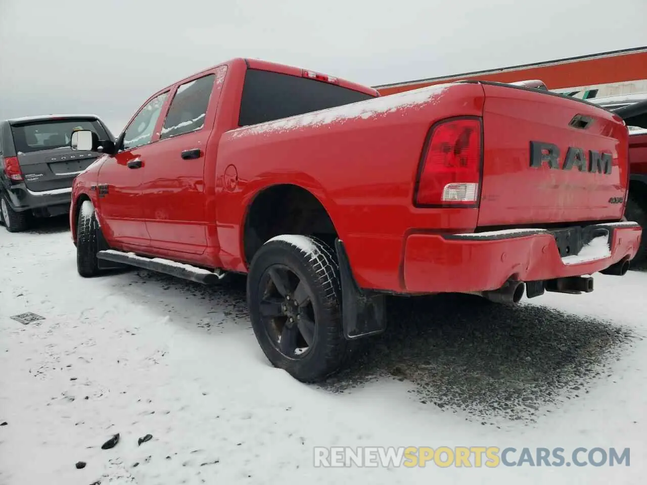 2 fotografías del automóvil dañado 1C6RR7KT3PS522107 RAM 1500 2023