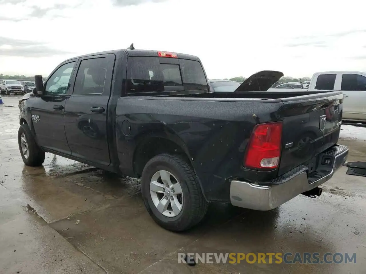 2 fotografías del automóvil dañado 1C6RR7LG0PS517187 RAM 1500 2023