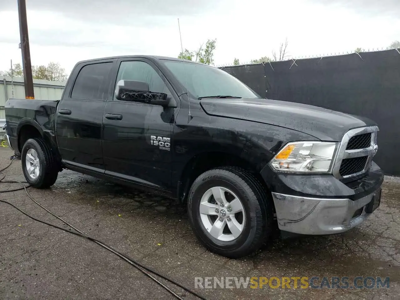 4 fotografías del automóvil dañado 1C6RR7LG3PS517071 RAM 1500 2023