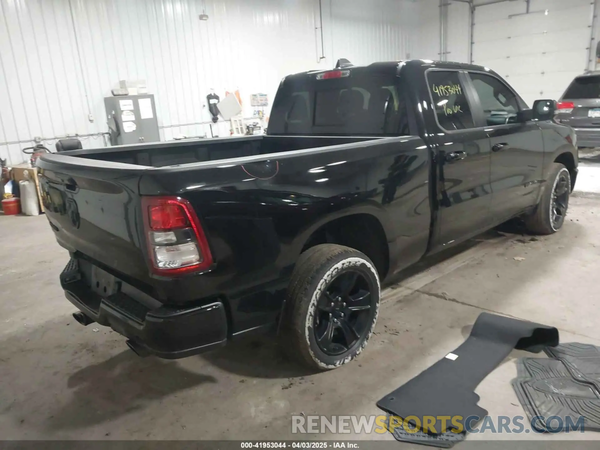 4 fotografías del automóvil dañado 1C6RREBT7PN516247 RAM 1500 2023