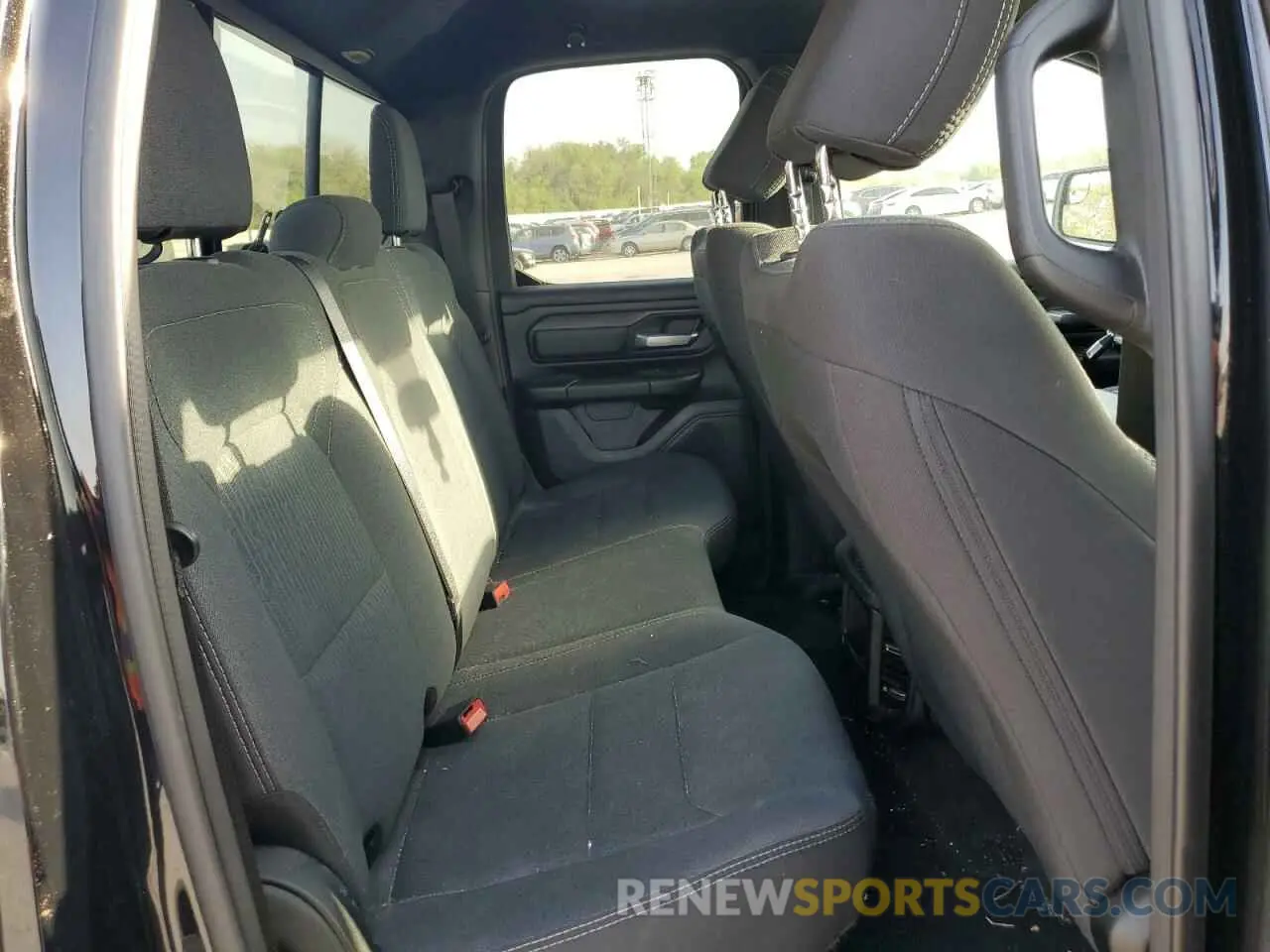 11 fotografías del automóvil dañado 1C6RRECT7PN659617 RAM 1500 2023