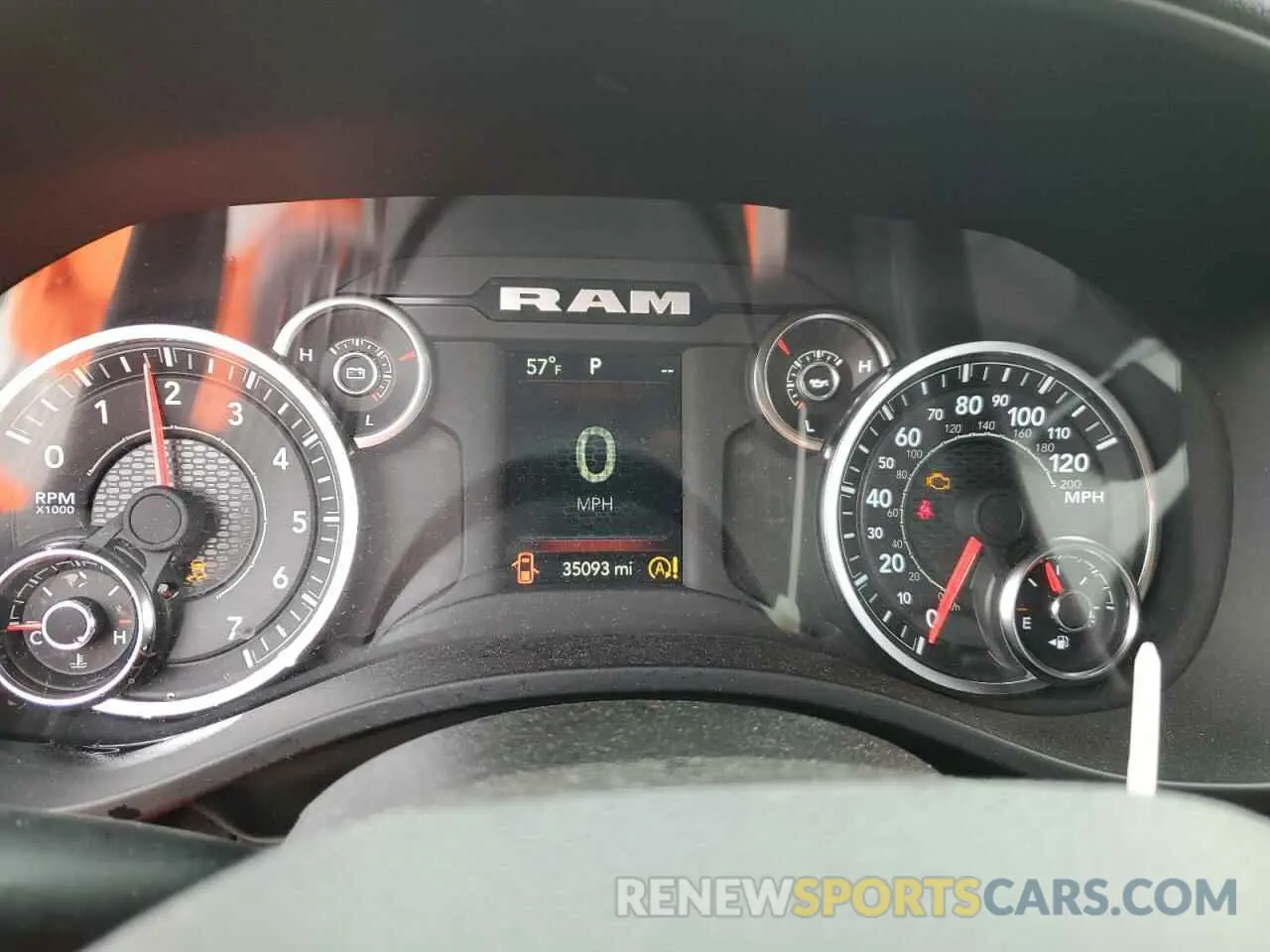 9 fotografías del automóvil dañado 1C6RREFG2PN607813 RAM 1500 2023