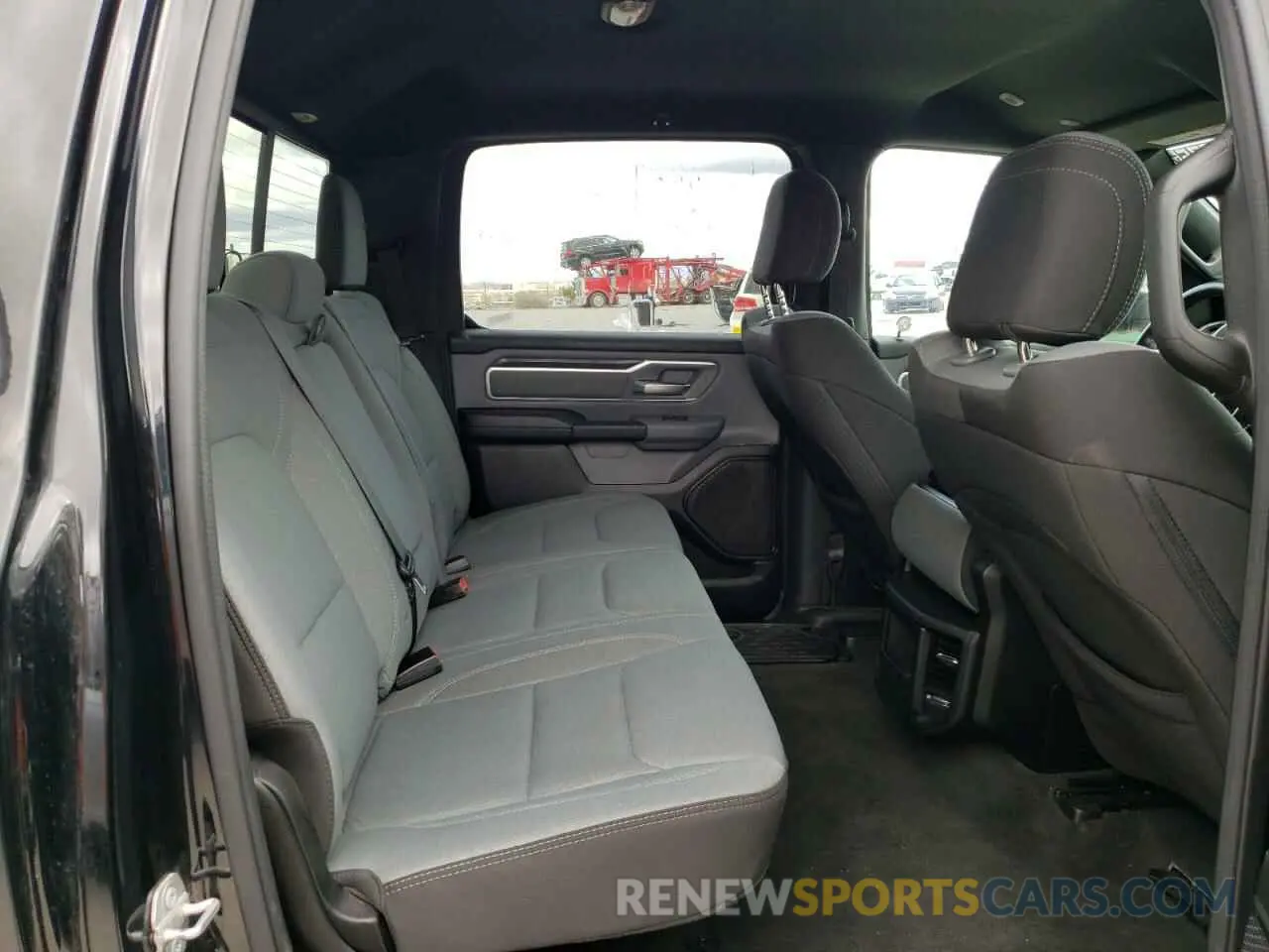 11 fotografías del automóvil dañado 1C6RREFT1PN543681 RAM 1500 2023