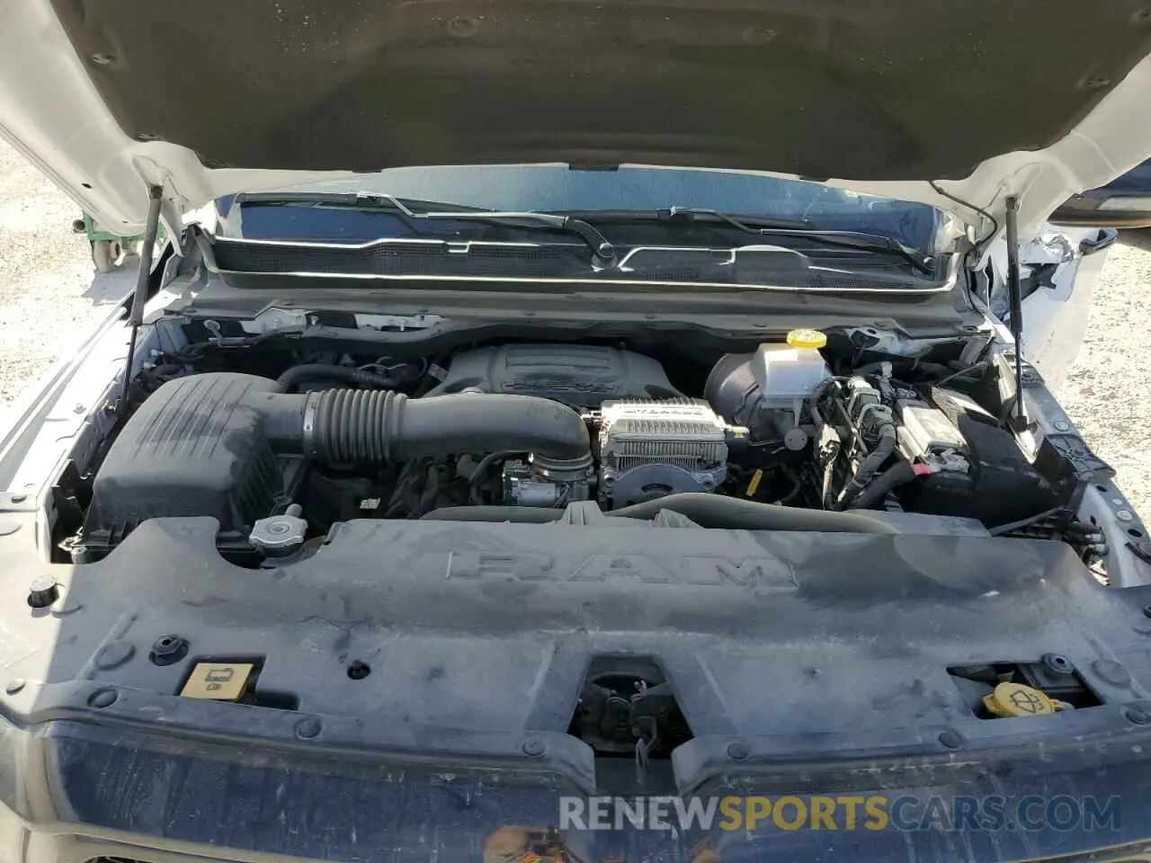 13 fotografías del automóvil dañado 1C6RREFT2PN585566 RAM 1500 2023
