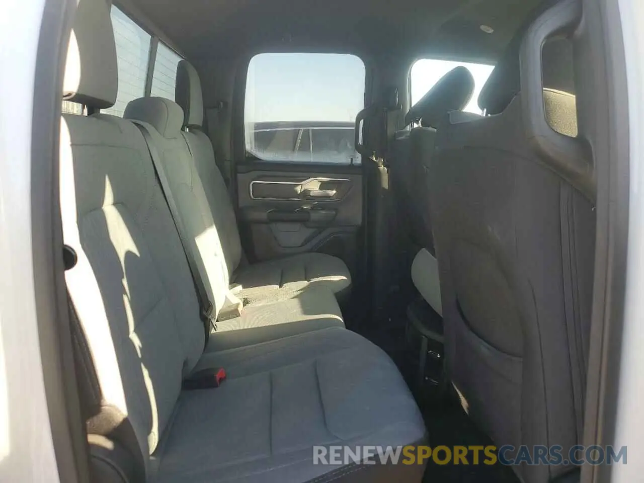 10 fotografías del automóvil dañado 1C6RRFBG1PN511974 RAM 1500 2023