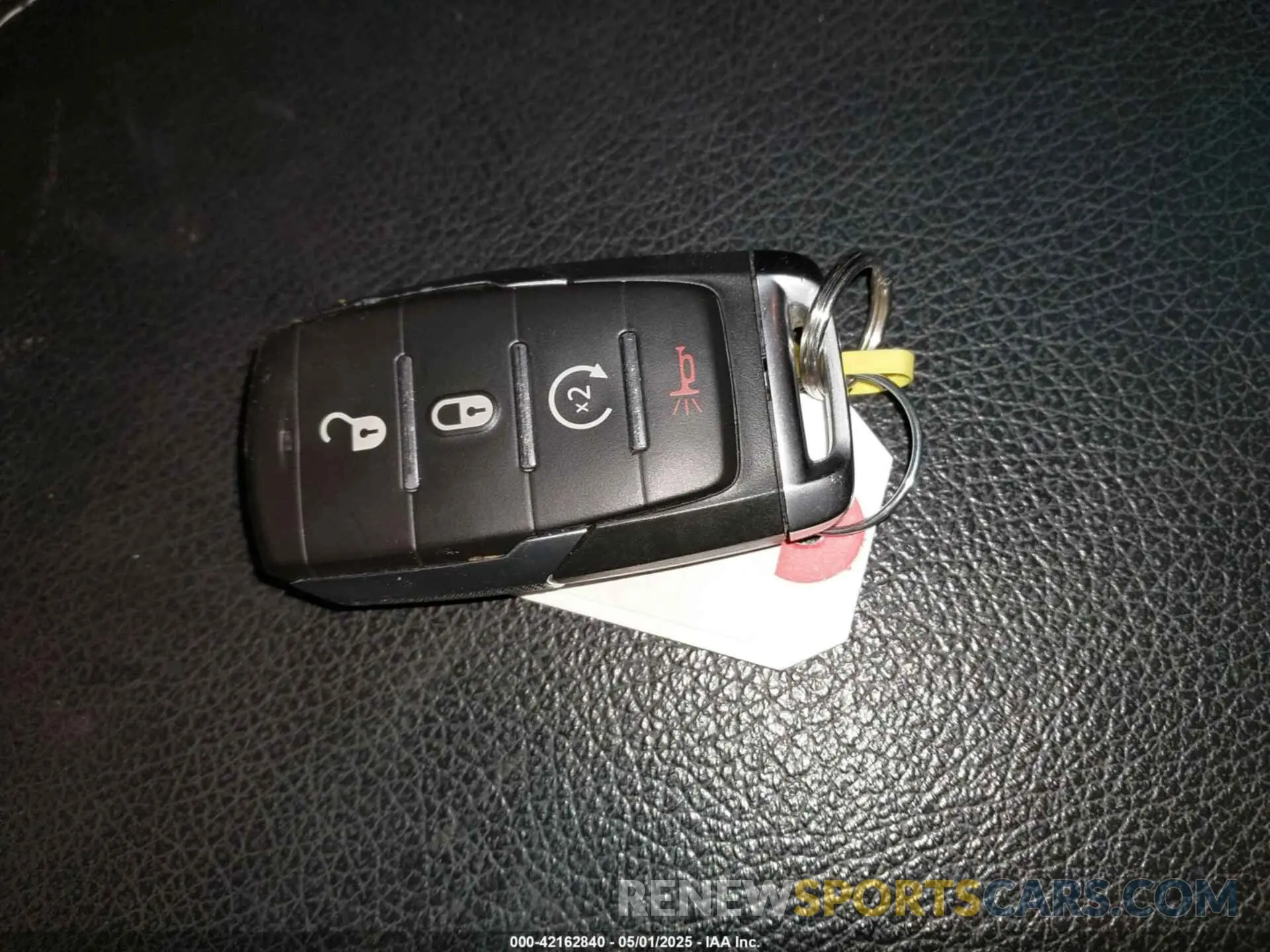 11 fotografías del automóvil dañado 1C6RRFFG3PN591272 RAM 1500 2023