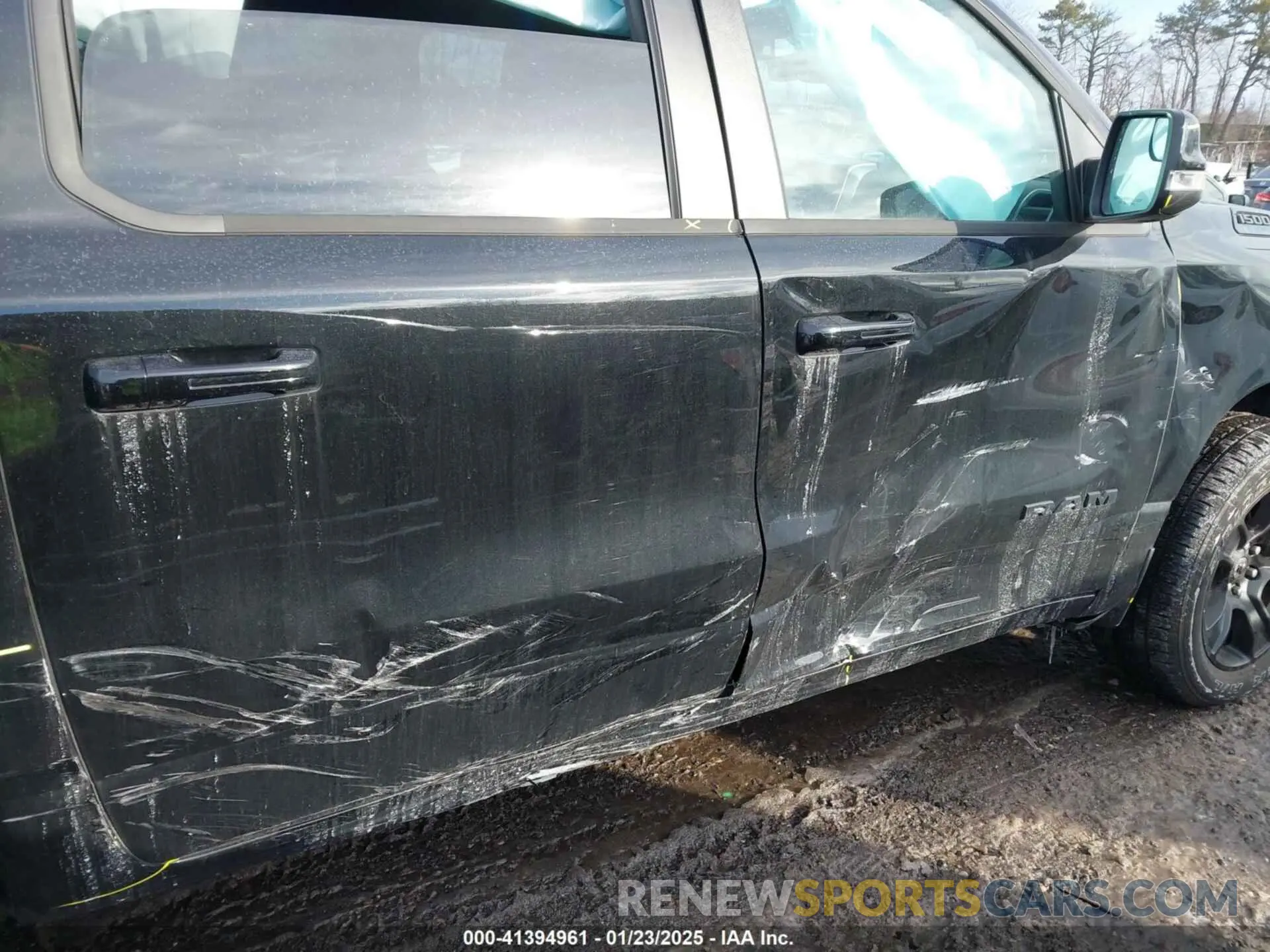 6 fotografías del automóvil dañado 1C6RRFFG3PN679383 RAM 1500 2023