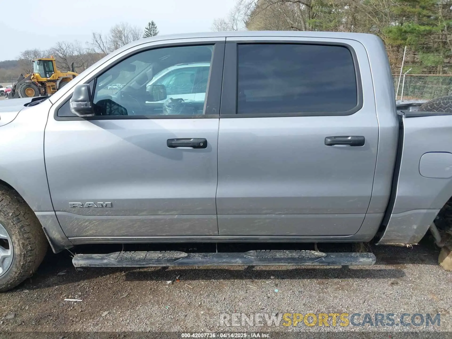 15 fotografías del automóvil dañado 1C6RRFFG3PN690013 RAM 1500 2023