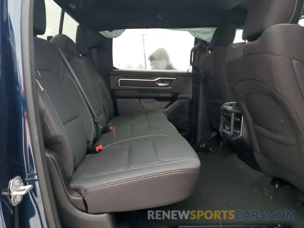 11 fotografías del automóvil dañado 1C6RRFFG4PN596058 RAM 1500 2023