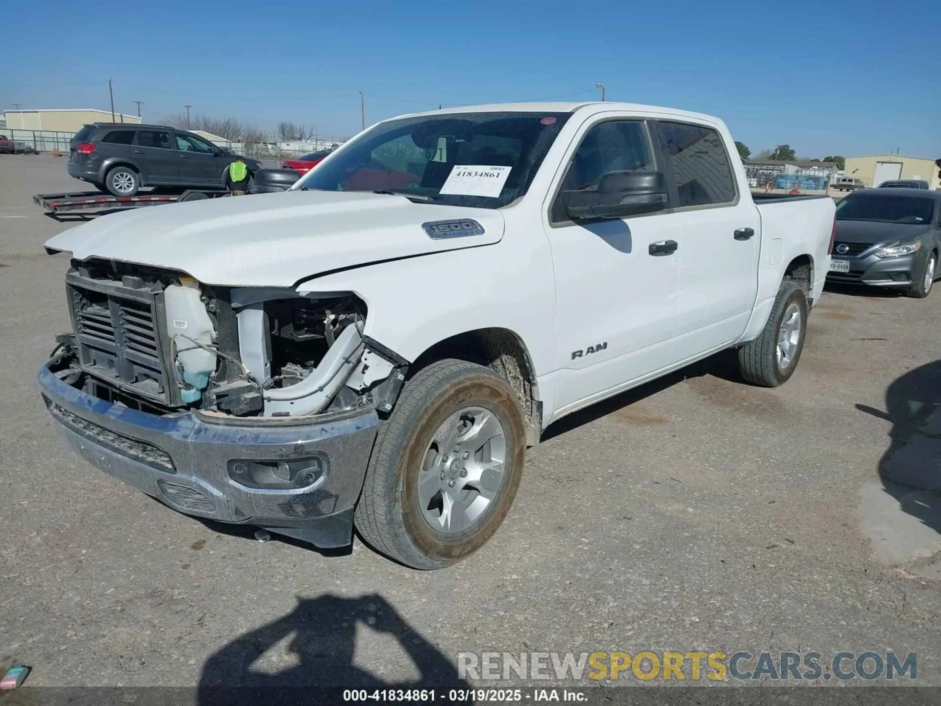2 fotografías del automóvil dañado 1C6RRFFG5PN694533 RAM 1500 2023