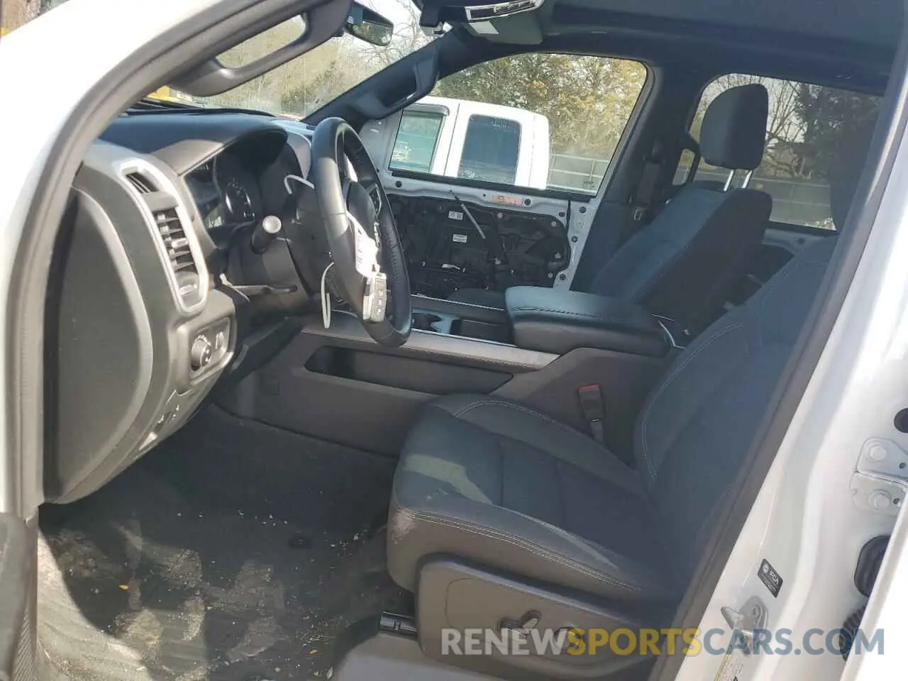 7 fotografías del automóvil dañado 1C6RRFFG7PN549123 RAM 1500 2023