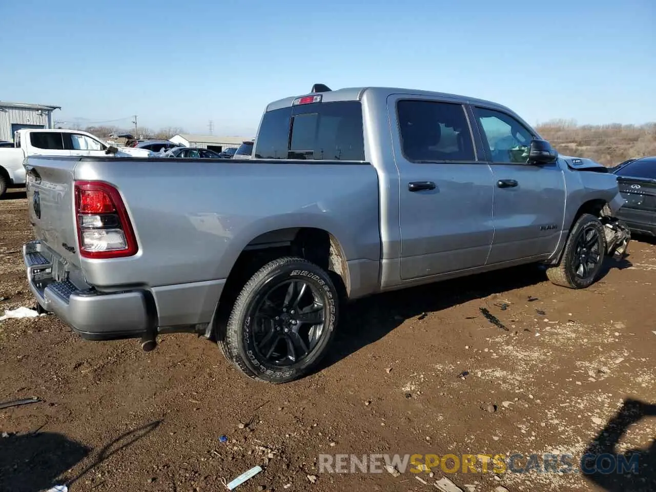 3 fotografías del automóvil dañado 1C6RRFFG7PN562809 RAM 1500 2023