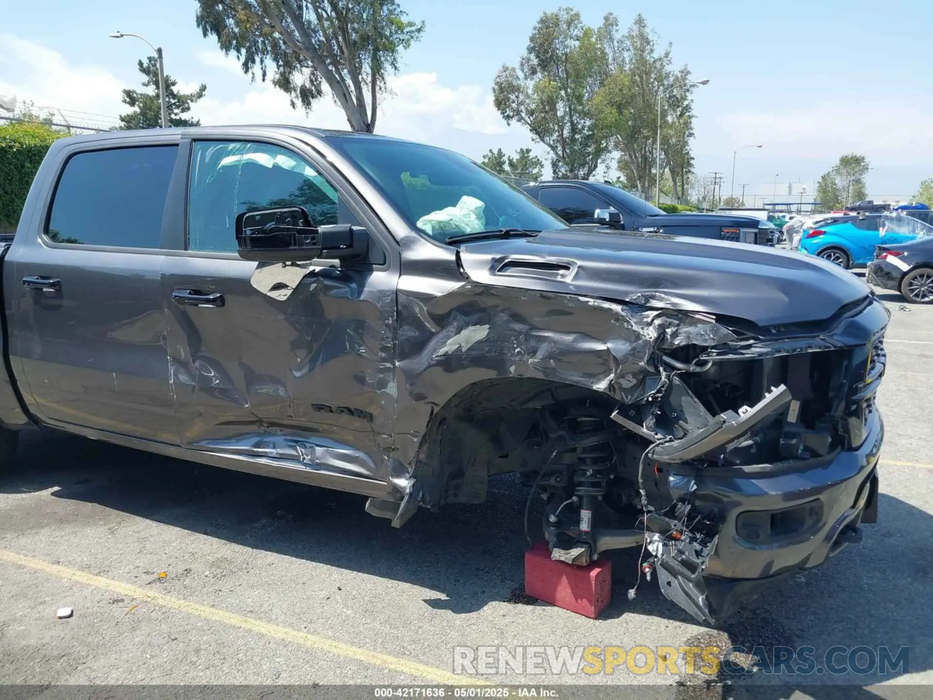 6 fotografías del automóvil dañado 1C6RRFFG7PN635841 RAM 1500 2023