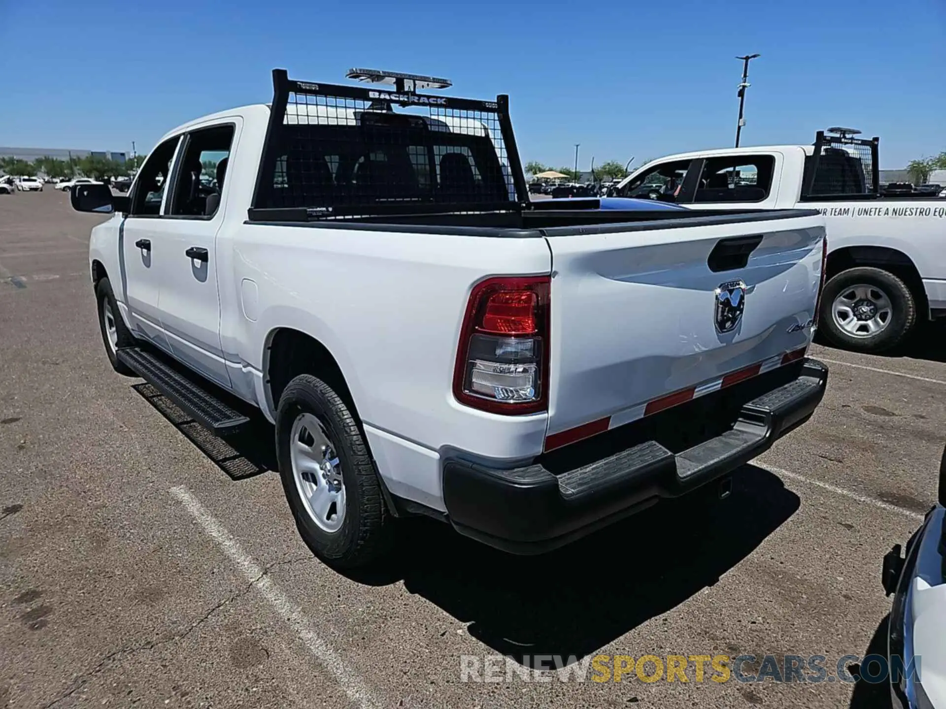 5 fotografías del automóvil dañado 1C6RRFGG8PN620473 RAM 1500 2023