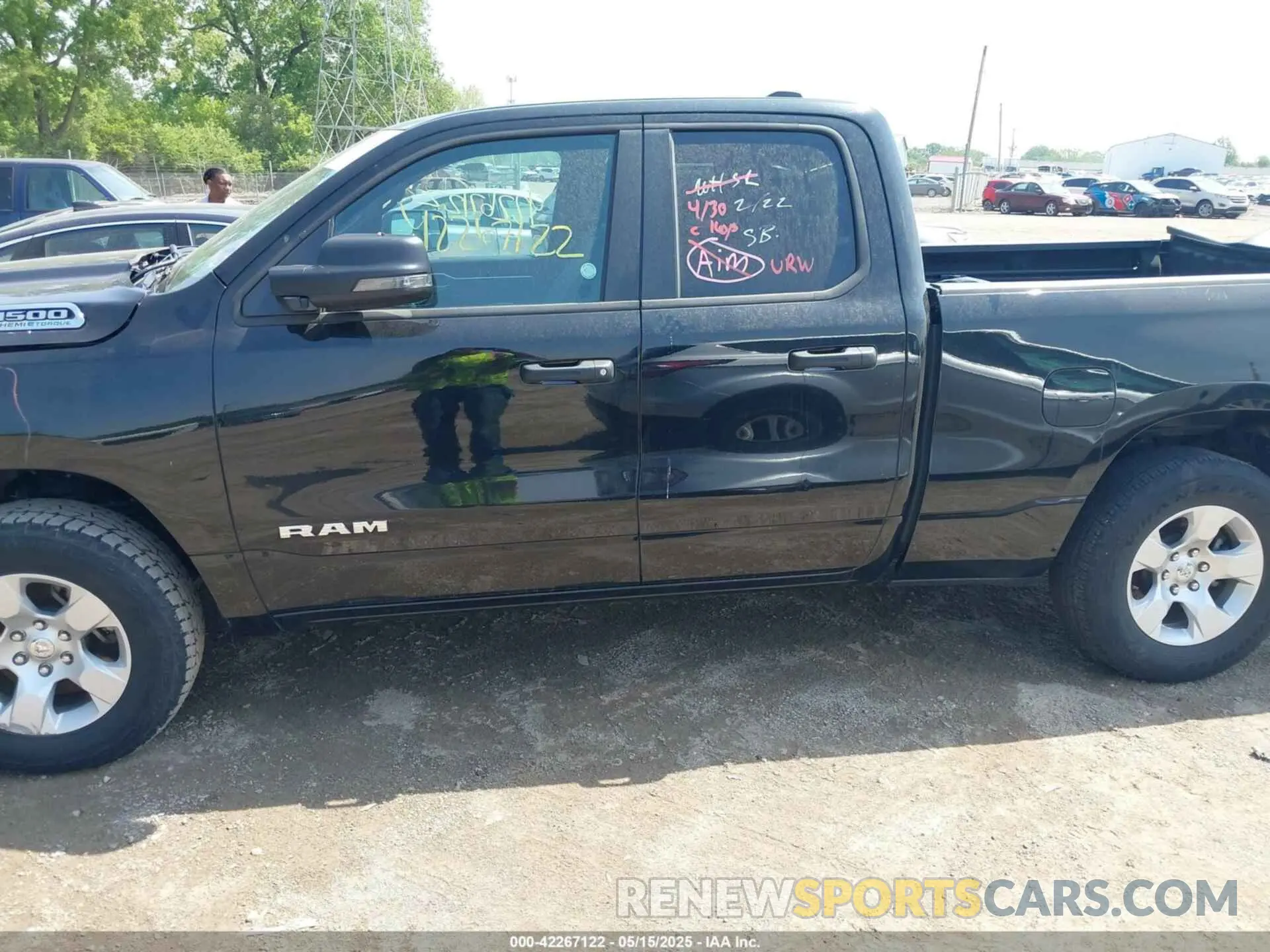 14 fotografías del automóvil dañado 1C6SRFBT0PN535391 RAM 1500 2023