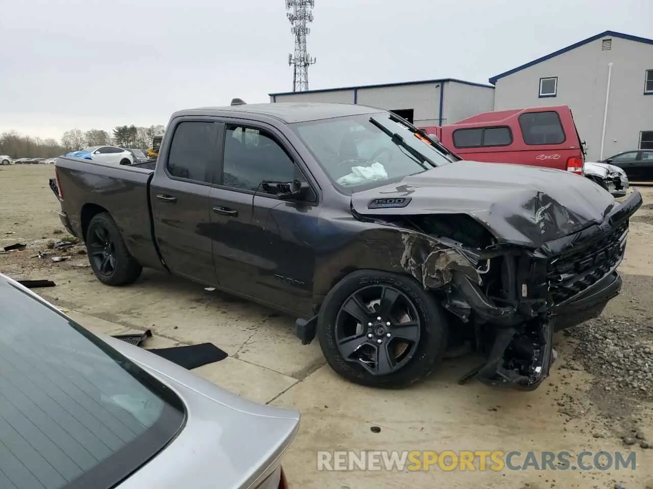 4 fotografías del automóvil dañado 1C6SRFBTXPN612199 RAM 1500 2023