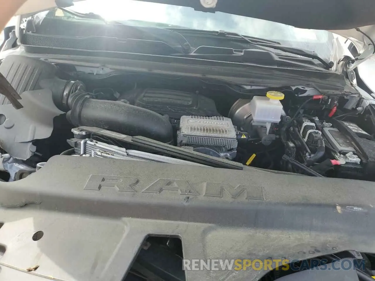 11 fotografías del automóvil dañado 1C6SRFCT2PN566883 RAM 1500 2023