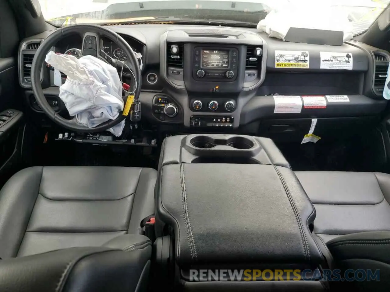 8 fotografías del automóvil dañado 1C6SRFCT2PN566883 RAM 1500 2023