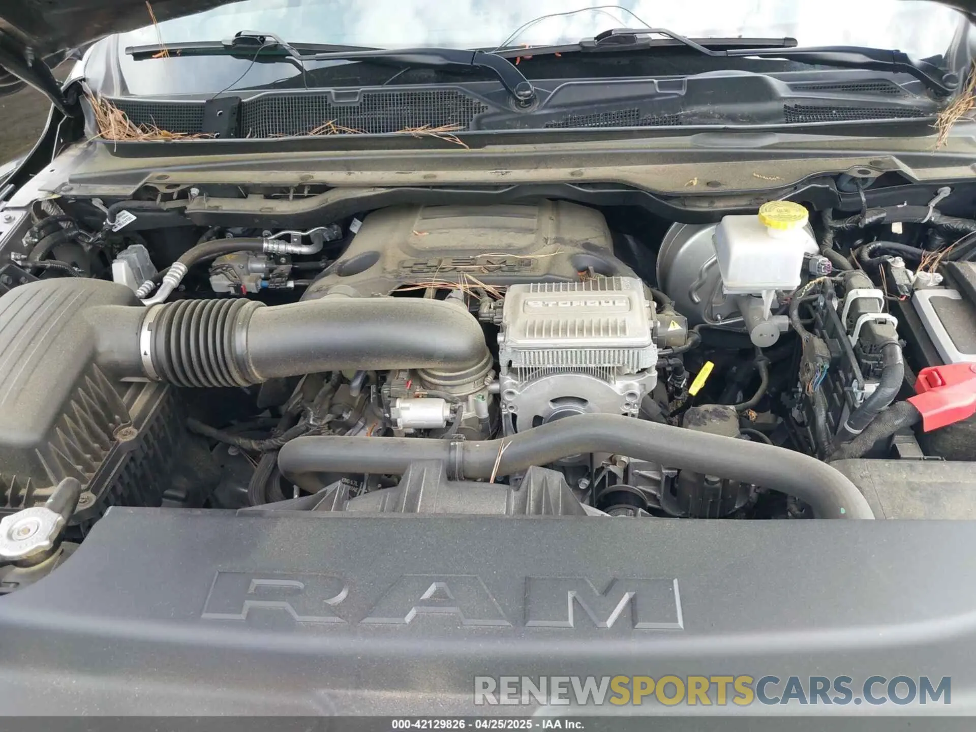 10 fotografías del automóvil dañado 1C6SRFFT0PN609760 RAM 1500 2023