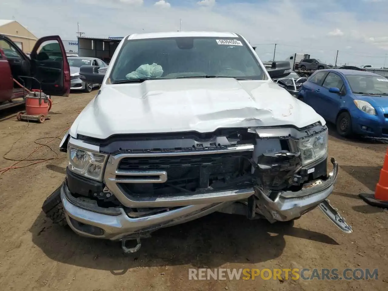 5 fotografías del automóvil dañado 1C6SRFFT0PN616465 RAM 1500 2023