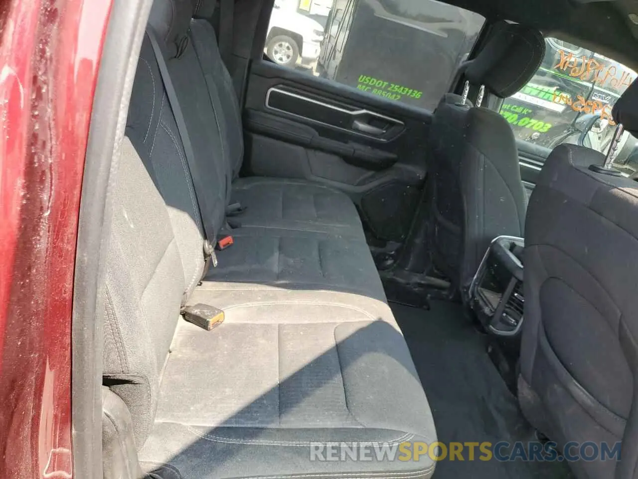 10 fotografías del automóvil dañado 1C6SRFFT4PN646276 RAM 1500 2023