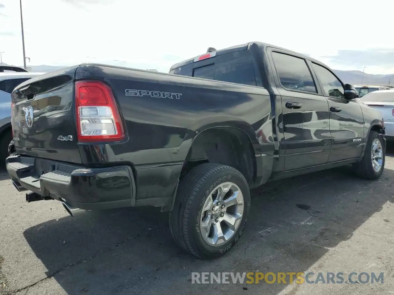 3 fotografías del automóvil dañado 1C6SRFFT6PN580748 RAM 1500 2023