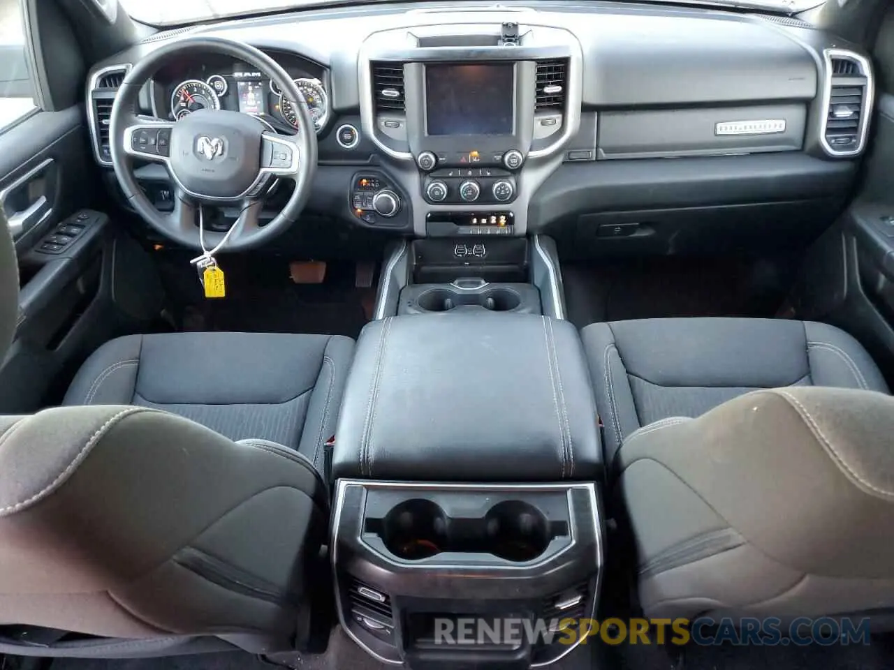 8 fotografías del automóvil dañado 1C6SRFFT7PN673195 RAM 1500 2023