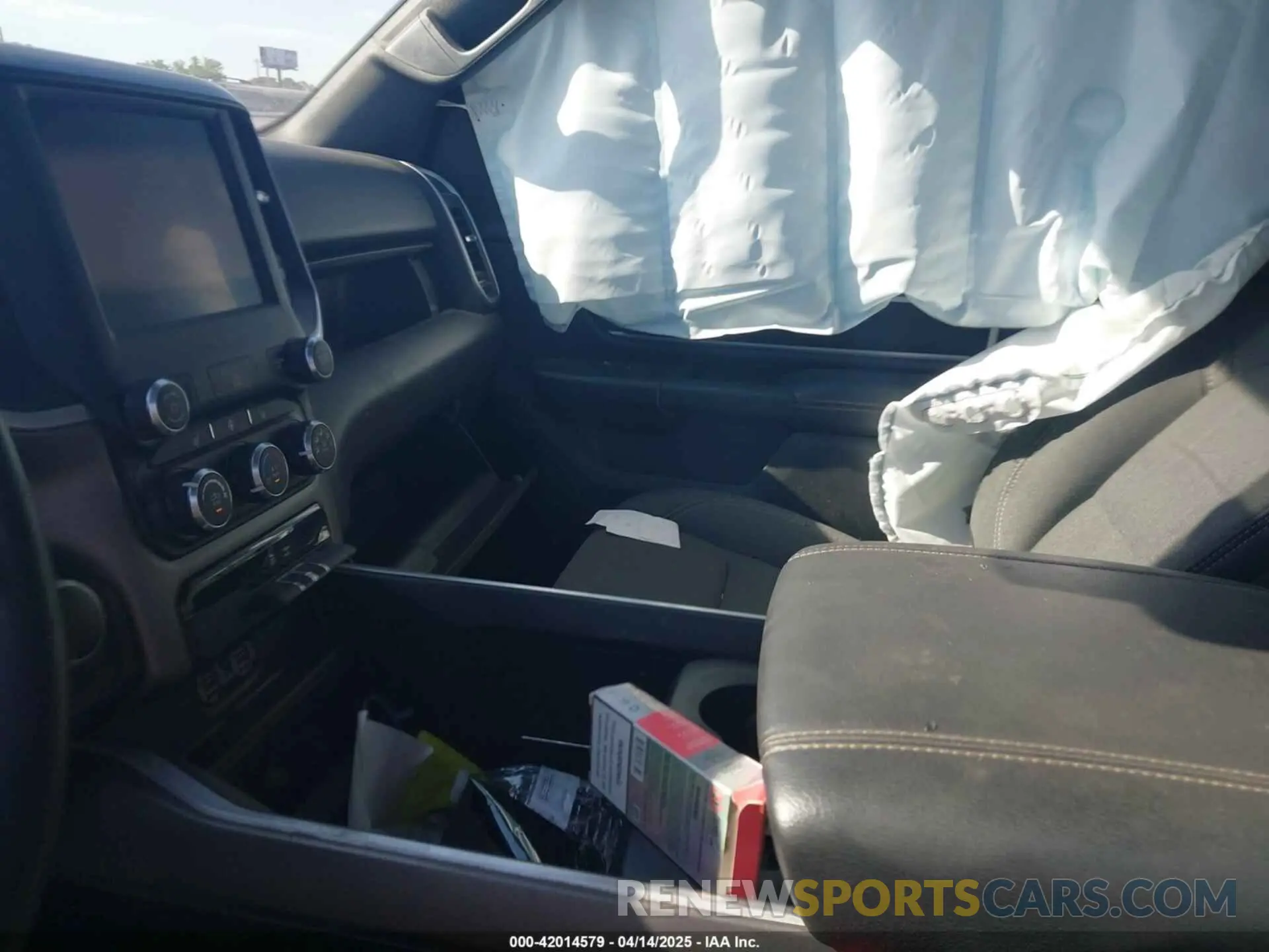 5 fotografías del automóvil dañado 1C6SRFFT8PN701084 RAM 1500 2023