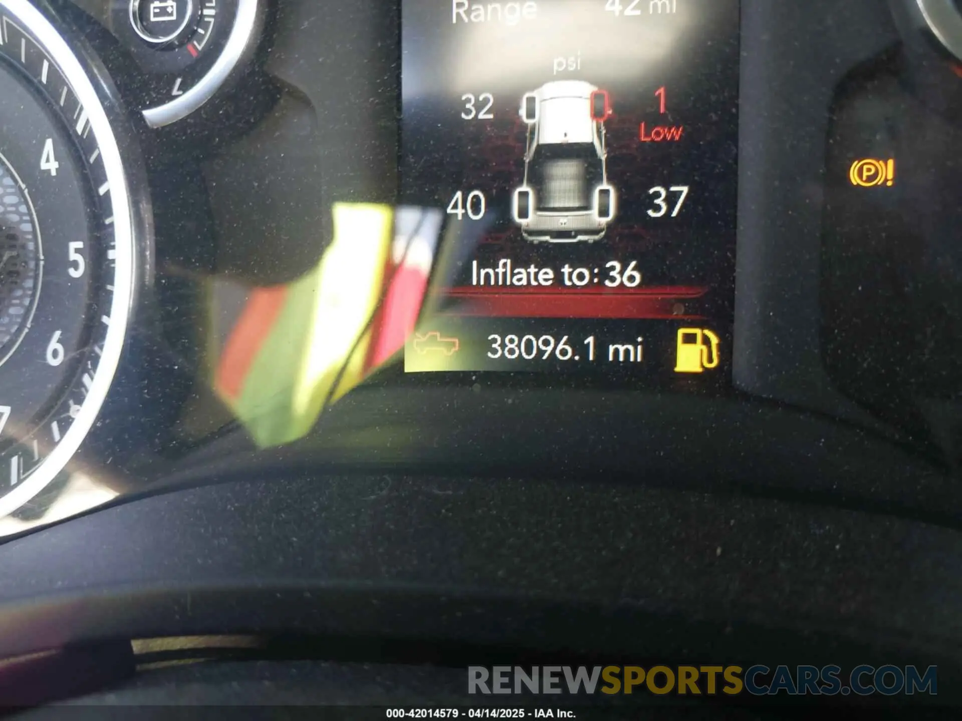 7 fotografías del automóvil dañado 1C6SRFFT8PN701084 RAM 1500 2023