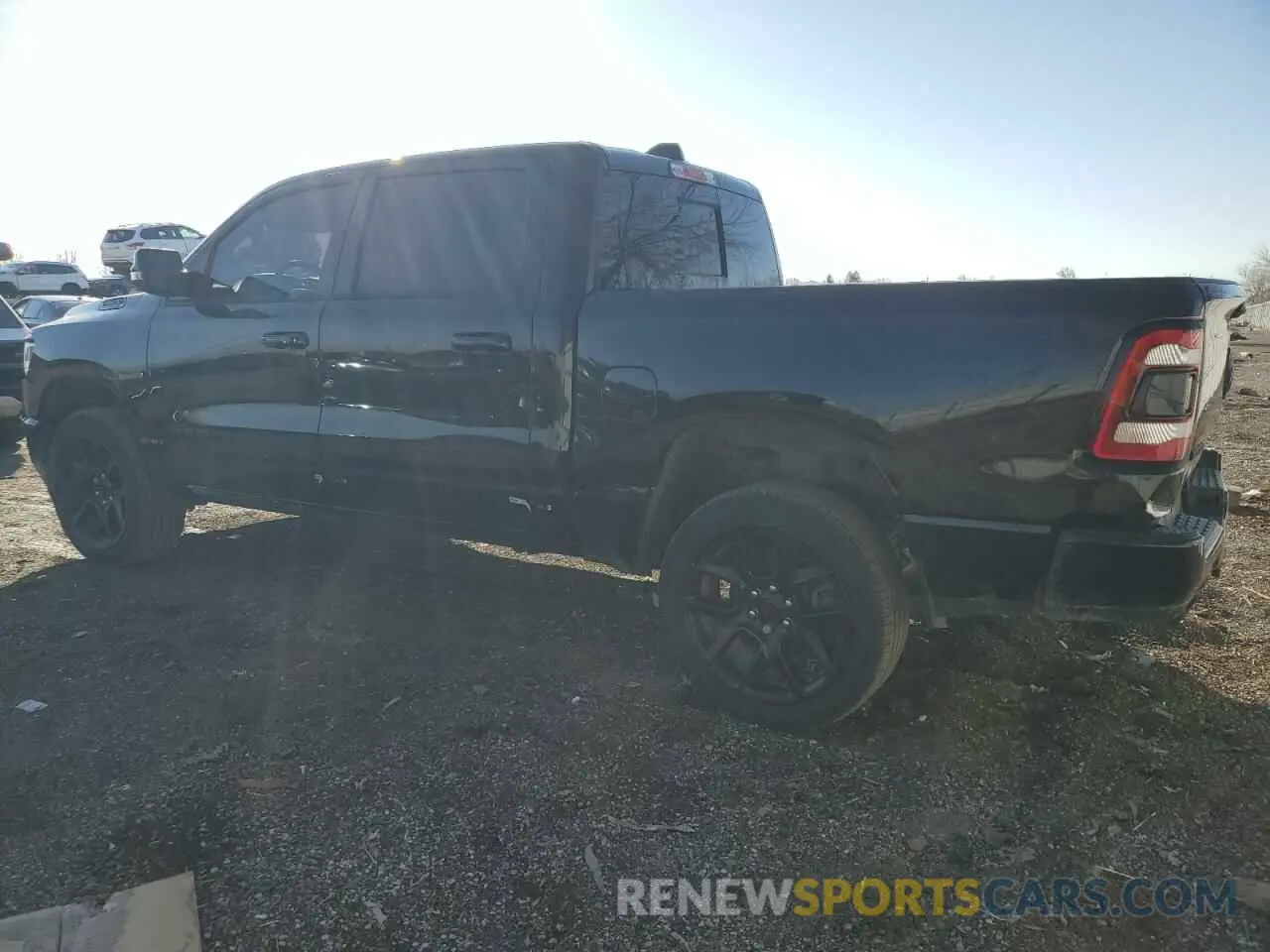 2 fotografías del automóvil dañado 1C6SRFFT9PN626895 RAM 1500 2023