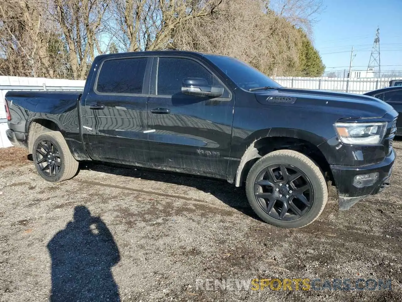 4 fotografías del automóvil dañado 1C6SRFFT9PN626895 RAM 1500 2023