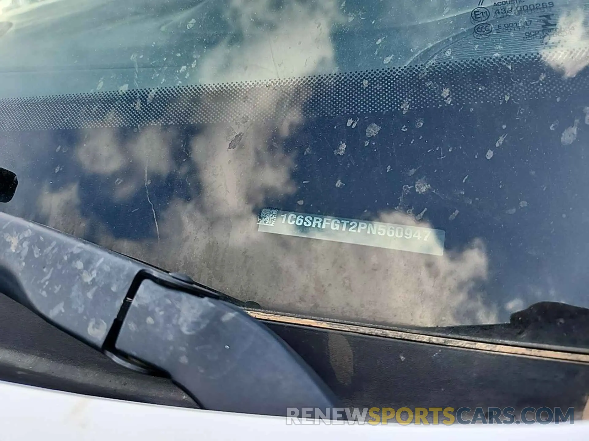 13 fotografías del automóvil dañado 1C6SRFGT2PN560947 RAM 1500 2023